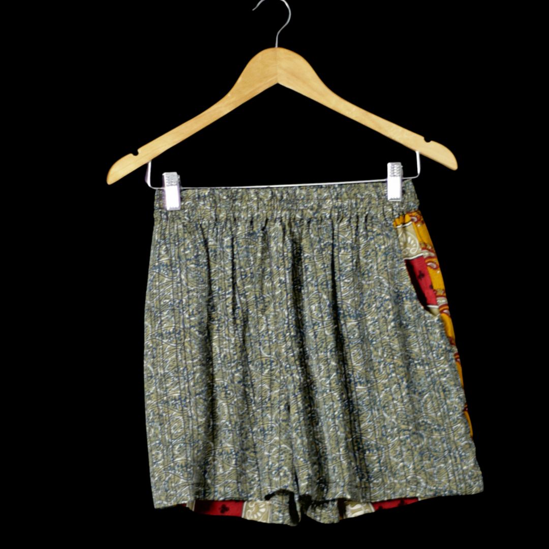 OVERSIZE-SHORT SEIDE 19 - S