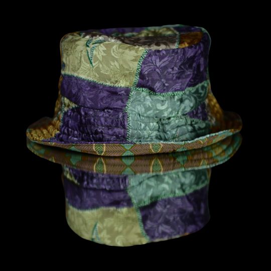 Coco HAT 55/ M-L   - REVERSIBLE bucket HAT SILK