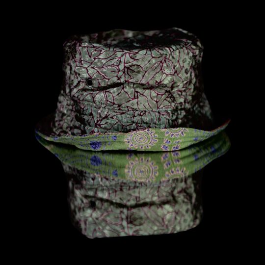 Coco HAT 58/ M-L   - REVERSIBLE bucket HAT SILK