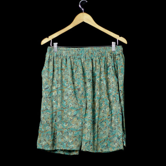 OVERSIZE-SHORTS SEIDE 4 - XXL